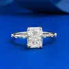 Joyería Mujing plata S925 moda diaria temperamento piedra de corte flor de hielo diamante blanco 6*8mm Europa y Estados Unidos transfronterizo AliExpress