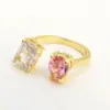 Anillo Abierto de Zirconia Chapado en Oro de 18 Quilates Anillo Ins de Alto Sentido Joyería de Mano Chapada en Cobre Dorado Anillos Transfronterizos Cristal Rosa