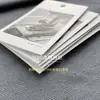 Etiqueta de ropa tarjeta pegamento flexible transparente papel especial listado LOGO ropa de mujer etiqueta personalizada diseño gratuito