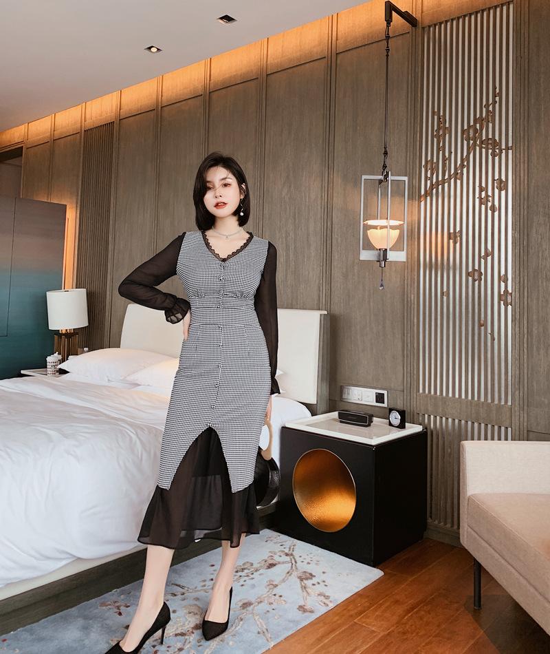 5AE999C5-5742-4FB3-8CD2-6846E2