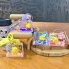 Llavero Colgante de Bolso de Aceite Pato Amarillo Pequeño Yuanqi Genuino Autorizado Colgante de Bolsa Exquisito Llavero de Coche Venta al por Mayor