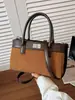 Bolso de Felpa Retro de Gamuza para Mujer 2026 Nuevo Otoño Melade Bolso de Mano para el Trabajo Bolso Cruzado de Hombro Versátil