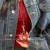 Collar Colgante Monedero para Auriculares de Cuero Cadena Larga Versátil para Suéteres Joyería de Lujo Ligero con Temperamento Único para Mujeres