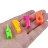 Novedad de plástico mini herramienta pequeño silbato juguete pinzas para niños martillo forma silbato juguete juguete regalo