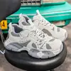 Zapatos de papá de suela gruesa 2026 verano nuevo versión coreana de moda juvenil malla transpirable deportivos casuales zapatillas para correr