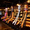 Decoración colgante de banderín de calcetín de viento de Halloween, accesorios para la ambientación de escenas de fiesta de calabaza que realzan la atmósfera, adorno colgante de puerta aterrador