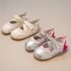 Zapatos acolchados para niñas 2026 Primavera/Verano Nuevos Zapatos para niños Zapatos deportivos calados Zapatos de entrenamiento alemanes para bebé Zapatos Mary Jane Zapatos de vestir