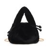 Nova Bolsa Pequena de Pelúcia de Outono Bolsa Feminina Bolsa Transversal com Corrente de Ombro Bolsa Satchel Fofa Moda Japonesa e Coreana Bolsa de Pelúcia Feminina