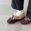 Sapatos Femininos Slip-On Quentes com Solado Grosso e Forro de Fleece 2026 Outono e Inverno Novos Retro Versátil Laço Slip-On Sapatos Preguiçosos de Pelo