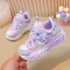 Tênis de Malha Infantil Respirável Tênis Esportivo para Meninas Primavera 2026 Novo Desenho Animado Casual Calçados Infantis Versátil Solado Macio Sapatos de Princesa