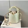 Bolso de Cubo Tejido para Mujer 2025 Nuevo Bolso de Mano de Moda Textura de Alta Calidad Versátil Bolso de Hombro Cruzado para Viajes Diarios para Mujer
