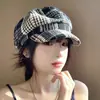 Boina Xadrez Doce Versátil Coreana Chapéu Quente à Prova de Vento Outono e Inverno Chapéu de Jornaleiro Casual Personalizado para Mulheres Novo