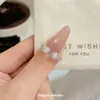 Anillo Abierto de Zirconia tipo Cubo de Azúcar de Nuevo Lujo Más Vendido Transfronterizo con Diseño Único, Estilo de Alta Gama, Anillo Abierto Versátil