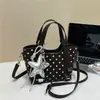 Bolso Cubo de Lunares Rojos Nuevo 2026 para Mujer, Bolso de Mano Lindo con Colgante de Estrella, Bolso Cruzado Versátil para Niñas