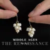 Pendientes de borla de perlas de agua dulce irregulares estilo luz vintage Pendientes de estilo artístico retro, suaves y elegantes