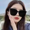 Gafas de Sol Lisas Ultraligeras Populares de Xiaohongshu, Gafas de Sol Cuadradas con Protección Solar Color Oro Champagne, Gafas Versátiles, Envío Gratis D