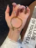 Pulseira com Padrão de Flores Paz e Saúde para Mulheres, Joia de Design de Nicho de Luxo Leve Atacado com Prata Triturada