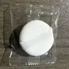 Polvos sueltos de terciopelo de cristal súper suave para cabello corto negro, polvos de miel, esponja especial con cojín de aire, tamaño pequeño, redondos, polvos secos, borla de maquillaje.