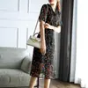 Vestido Midi Floral de Manga Corta con Cuello en V para Mujer, Nuevo de Verano 2026, con Diseño de Nicho y Cintura Ceñida Elegante Retro