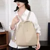 2026 Nova Moda Tendência Versátil Grande Capacidade Mochila Feminina Casual Leve Bolsa de Nylon Mochila de Viagem