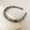 Japão e Coreia do Sul nova faixa de cabelo simples e elegante estilo pequeno 2024 versão coreana de faixa de cabelo de pressão xadrez pied-de-poule retrô nicho atacado