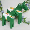 Enfeite de Cavalo Vermelho Estilo Europeu de Luxo Leve, Presente de Casamento, Cavalo de Madeira Dala Nórdico Pintado à Mão, Decoração Criativa para Casa para Atrair Riqueza