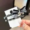 Grampo de Cabelo Luxuoso Vintage Francês com Laço Pequeno Estilo Chanel Brilhante com Strass Clip para Franja com Senso Avançado BB Clip Clipe Lateral Grampo de Cabelo