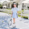Conjunto de Verano para Niña con Cuello Polo y Manga Corta 2026 Nuevo Estilo de Verano Conjunto de Dos Piezas con Top Camiseta Elegante y Falda Corta para Niños