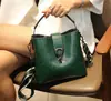 Especial transfronterizo 2021 nuevo bolso europeo y americano para mujer bolso cubo simple de moda bolso de hombro portátil de cuero encerado al aceite moda