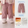 Calça Jerry para bebês e meninas, nova coleção outono 2026, forrada com fleece, para meninas pequenas e bebês, roupa grossa de outono, calça casual para crianças