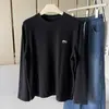 Camiseta Confortável de Manga Longa Bordada com Elefantinho para Mulheres, Outono e Inverno, Gola Redonda, Caimento Solto, Emagrecimento, Felpuda, Versátil, Casual, Camiseta Básica