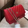 Bolso de Cadena Clásico Transfronterizo con Patrón Acolchado Bordado, Bolso de Mujer Estilo Chanel, Texturizado, Versátil, Moderno, Adecuado para el Trabajo, Bolso de Hombro Único y Cruzado