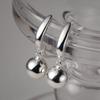 Nuevos pendientes de alta gama europeos y americanos con bola de plata brillante, estilo ins de moda simple, pendientes versátiles