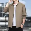 Chaqueta Clásica con Cuello Alto para Hombre, Nuevo Estilo Primavera y Otoño, Ropa Exterior Casual de Tres Rayas, Chaqueta de Béisbol, Estilo Ligero de Negocios para Hombre