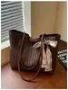 Bufanda de seda de moda transfronteriza, bolsa de gran capacidad para mujer, nuevo bolso tote con patrón tejido vintage, bolso de hombro casual para el día a día, moderno