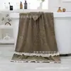 Juego de tres piezas de toalla de baño de coral, toalla floral francesa, gorro para secar el pelo, absorbente de baño, estilo pastoral romántico, suave y absorbente