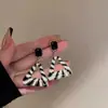 Nuevos Pendientes Circulares Retro Estilo Hong Kong Transfronterizos de Gama Alta para Mujer, Pendientes de Lujo Ligero Estilo Popular de Celebridad de Internet, Pendientes Personalizados Exagerados