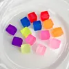 Miçangas quadradas de borracha fluorescente de 14mm com furos verticais para correntes de celular DIY, chaveiros, pingentes, pulseiras e materiais de joalheria atacado