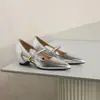 Zapatos de mujer de punta fina con cuña estilo francés 2026 nuevos zapatos de moda, zapatos Mary Jane poco profundos con cierre envolvente y sandalias con corte lateral