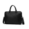 2025 Nueva Bolso Tejido de Mano para Hombre Horizontal Bolso de Negocios para Hombre Casual Habitación Única Diagonal Estilo Coreano Maletín Casual