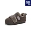 2025 Inverno Novo Clássico Regular Velcro Moda Versátil Pelúcia Quente Leve Confortável Sola Grossa Sapatos de Treino Alemães Tendência