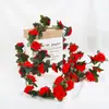 Enredadera de rosas artificiales con 45 cabezas, para decoración de techos de bodas, cobertura de conductos de aire acondicionado y arreglos de enredaderas colgantes.; disponible en stock para ventas transfronterizas