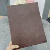 Fichário de argolas capa dura em couro A4 em estoque livro de armazenamento de tecido com 3 furos amostras de cores amostras de tecido em branco