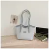 Bolso Retro Transfronterizo Debajo del Brazo para Mujer 2026 Nuevo Bolso de Gran Capacidad para Viaje Diario Bolso de Hombro Sencillo Bolso Tote de Gama Alta Moderno