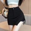 Shorts Elásticos de Design 2025 Feminino Verão Novo Estilo Saia Irregular com Cordão Hot Girl Cintura Alta Emagrecimento Glúteos