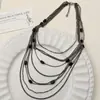 Collar Multicapa Redondo Geométrico con Perlas Estilo Oscuro para Mujer, Cadena para Clavícula con Diseño de Nicho de Ins, Cadena Elegante para el Cuello