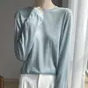 Camiseta base premium sem costura com gola redonda para mulheres, feita de lã fina, macia e com caimento justo, adequada para primavera e outono, camada interna de tricô versátil