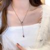 Collar Rojo de Serpiente Benmingnian con Forma de Serpiente de Gama Alta Lujo Ligero Cadena Larga para Clavícula Accesorios de Moda Versátiles para Mujer