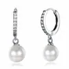 Brincos femininos banhados a prata estilo coreano, brincos de pérolas doces estilo japonês e coreano, brincos curtos simples, entrega de uma peça