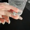 Anillo Abierto de Serpiente con Diamantes Completos de Lujo Ligero Estilo Francés Sentido de Alta Gama Anillo de Dedo Simple Elegante Versátil Estilo Frío de Ins para Mujer